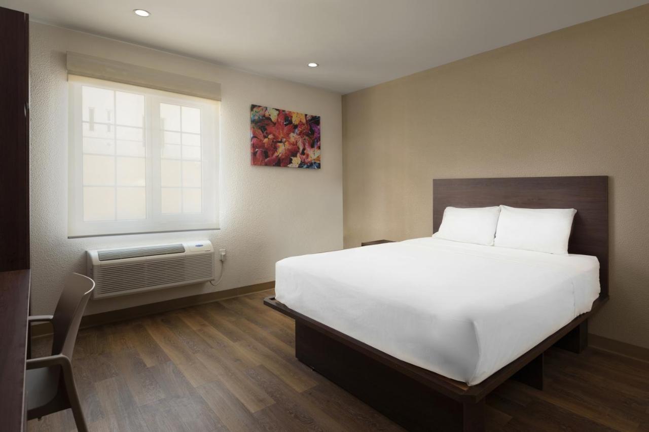 Extended Suites Tijuana Macroplaza Esterno foto