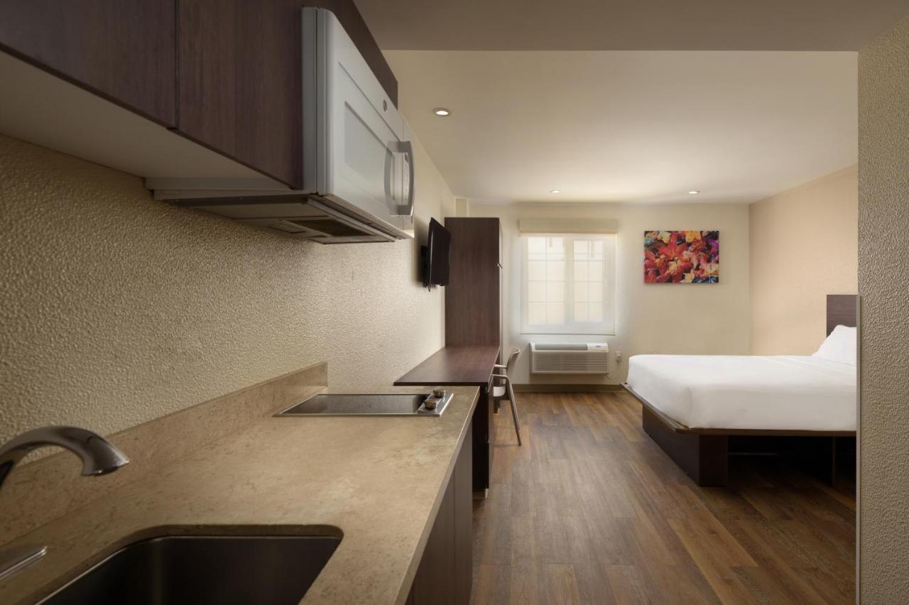 Extended Suites Tijuana Macroplaza Esterno foto